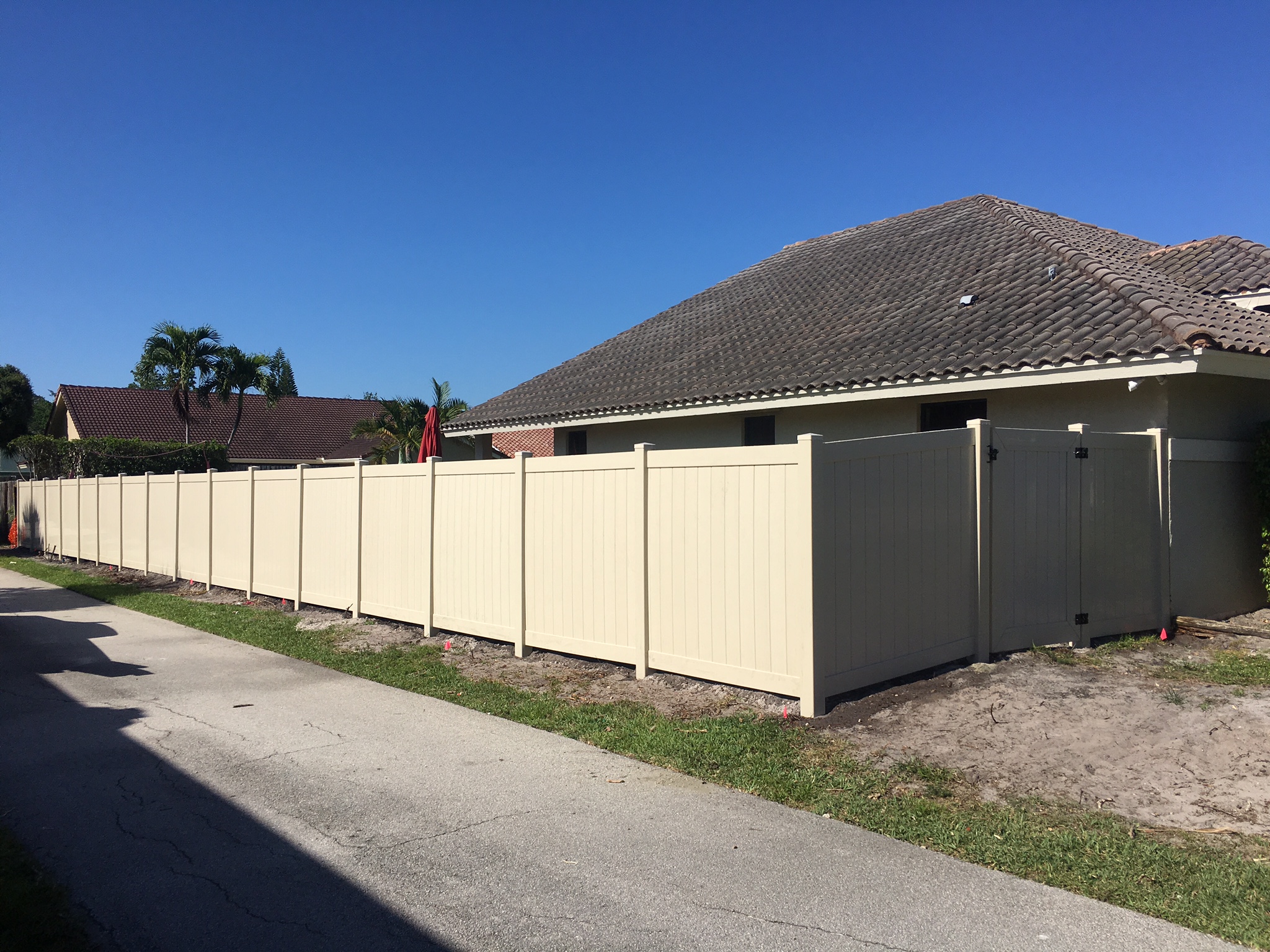pvc fence installation company in Miramar FL