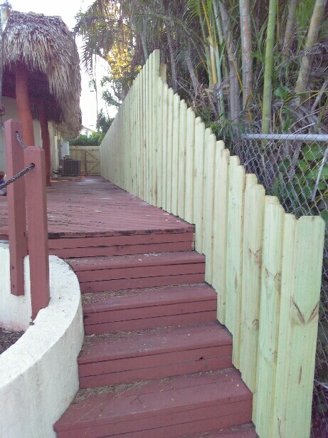 commercial fence contractor in miramar